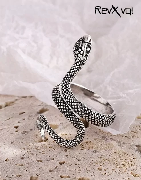 Sterling Silver Antiqued Snake Bypass Toe Ring – LSJ