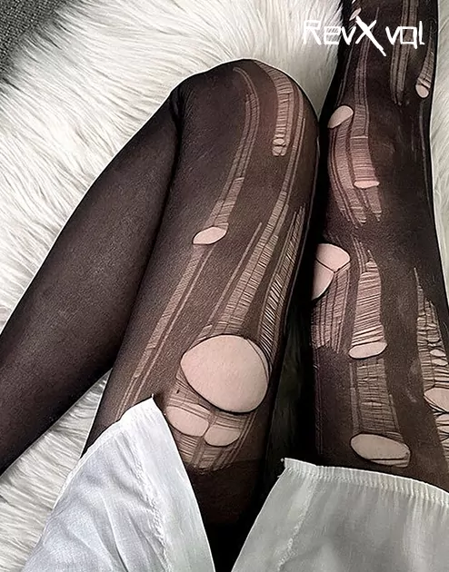 Ripped my first pair of tights today, I feel so cool haha! : r/GothStyle